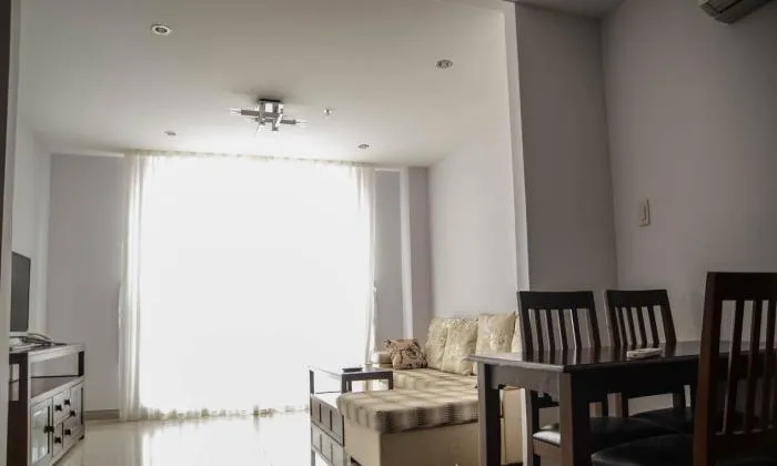 One Bedroom Violet Serviced Apartment  in Phu Nhuan District, HCM City 45sqm 500 USD/month
